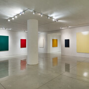 Homage to Joseph Marioni, exhibition view. Courtesy of Yares Art