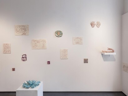 Various artists, Oh, how I wish I were a tree in the forest…exhibition view. Courtesy of Tobe Gallery 