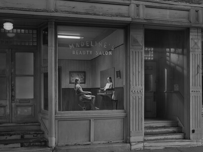 Gregory Crewdson, Madeline's beauty salon, 2021-2022. Avec l'aimable autorisation de la galerie Templon