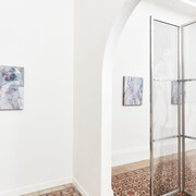 Dorota Gawęda e Eglė Kulbokaitė, Incommunicability is itself a source of pleasures, veduta della mostra. Cortesia di The Address