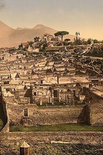 Vista general con el Vesubio, Pompeya, Italia, fotografía tomada entre 1890 y 1900