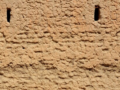 L’architetto lavora sul confine tra discipline, persone e contesti, rendendo il sapere pensabile e comunicabile. Zawiya Fougania, Taghit, Bechar, Algeria