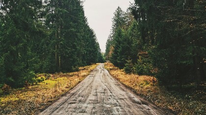 La poesia è un respiro profondo che libera ciò che il cuore non riesce a dire con parole comuni