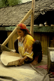 Donna kashimira  al lavoro