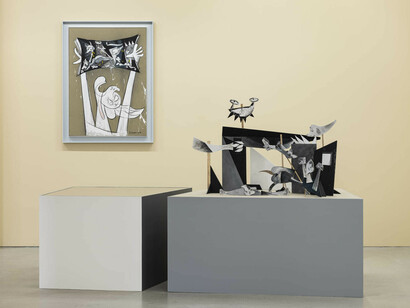 Simon Fujiwara, Who’s iconic? – Paintings, drawings, and maquettes from the whoseum of who the baer, exhibition view. Courtesy of G2 Kunsthalle