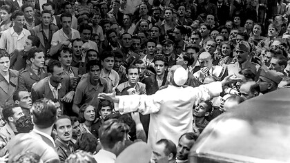 Pope Pius XII visiting Piazza San Giovanni after the bombings of Rome on 13 August 1943
