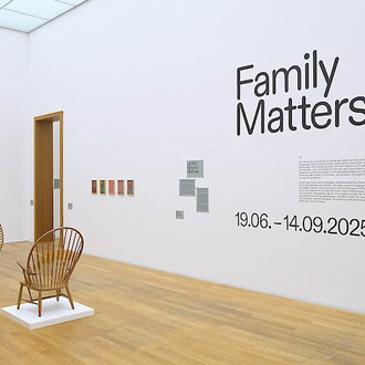 Various artists, Family matters, exhibition view. Courtesy of Museum der bildenden Künste Leipzig