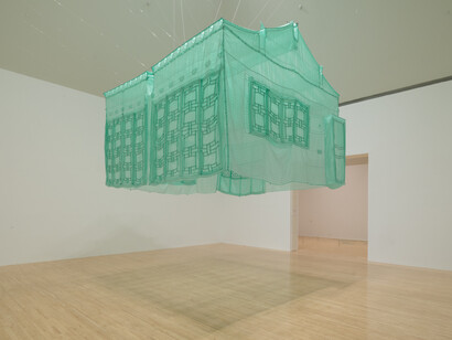 Installation view of Diary of flowers: Artists and their worlds, March 9, 2025–January 4, 2026 at
MOCA Grand Avenue. Courtesy of The Museum of Contemporary Art (MOCA). Photo by Jeff
McLane