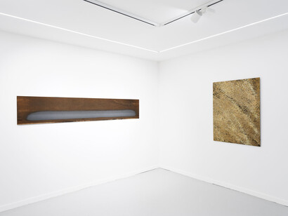 Nicolas Momein, Des clous dans la bouche, vue de l'exposition. Avec l'aimable autorisation de Ceysson and Bénétière