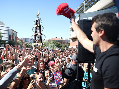 Charlie Kirk spoke with attendees during the “You’re Being Brainwashed” tour stop at the University of Arizona in Tucson, Arizona, in 2024