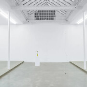 Artistes divers, Props, vue de l'exposition. Avec l'aimable autorisation de la Galerie Derouette