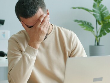 L’individuo si percepisce come imprenditore di sé stesso e si auto-sfrutta credendo di essere libero