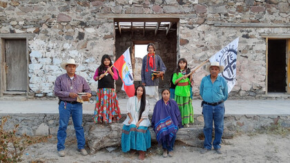 Miembros de la Comunidad indígena N'dee, N’nee, Ndé, Chihuahua, México. Fotografía: Martín Cristóbal Rojas Guevara