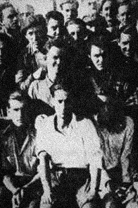 Integrantes del coro vasco formado durante la travesía del Winnipeg, 1939