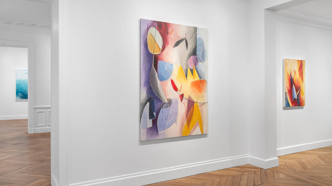 Emmi Whitehorse, exhibition view. Courtesy of White Cube
