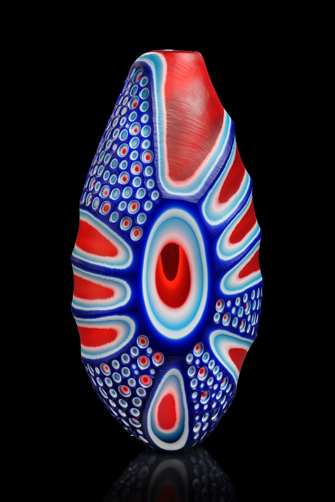 Pietro & Riccardo Ferro, plate #17 - Murano glass, hand blown and hand carved Murano glass - 5 layers, 17.43x9x6.43 in