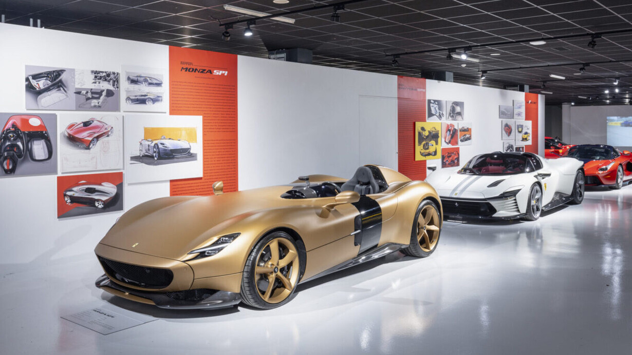 Ferrari design. Creative journeys 2010–2025, vue de l’exposition. Cortesia del Museo Nazionale dell'Automobile
