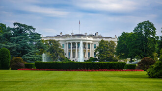 The White House in Washington, D.C., USA: a symbol of the continuity of democracy and the state, regardless of who the president is