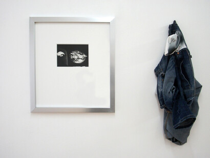E.Vanni, Due fotografie, 2014, silver gelatin print on baryta paper jeans, cm 39 x 44