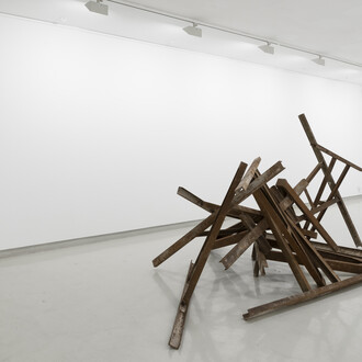 Isaque Pinheiro, Retroexpectativa, exhibition view. Courtesy of Galeria Presença