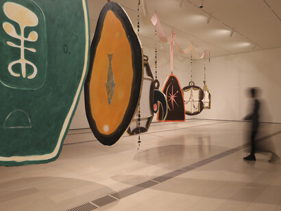 Varios artistas, Itinerarios XXX, vista de exhibición. Cortesía del Centro Botín