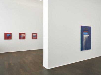 Pat Steir, Song, exhibition view. Courtesy of Hauser and Wirth Gallery