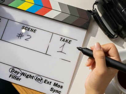 A análise cinematográfica é, resumidamente, uma prática: a prática de destrinchar os elementos de um filme para compreender como ele funciona como arte e como entretenimento