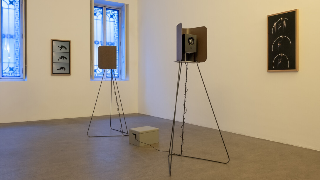 Various artists, Thresholds of control, exhibition view. Courtesy of Simóndi Gallery