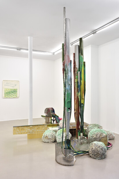 Thomas Buswell, Pangloss’s lost candy floss, exhibition view. © Rebecca Fanuele Courtesy of the artist and Galerie Suzanne Tarasieve, Paris