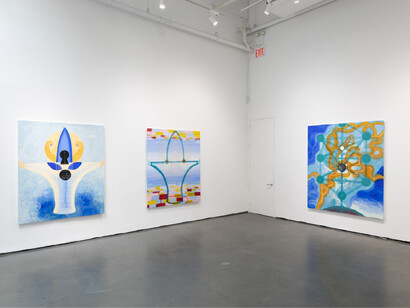 Emily Cheng, In the weave of worlds, exhibition view. Courtesy of Silverlens