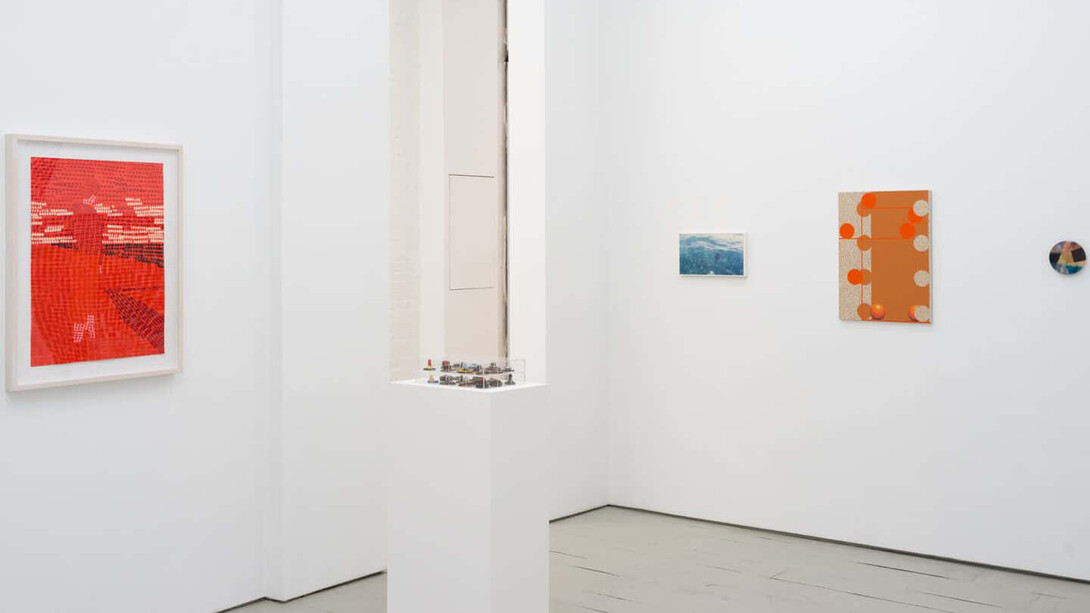 Various artists, Dot, exhibition view. Courtesy of Klaus von Nichtssagend Gallery