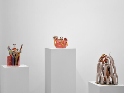 Laura Lagraña, Voy despacio. Llevo 1 olla de sopa, vista de exhibición. Cortesía de Yusto / Giner 