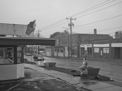 Gregory Crewdson, Pleasure street, 2021-2022. Courtesy of Templon Gallery