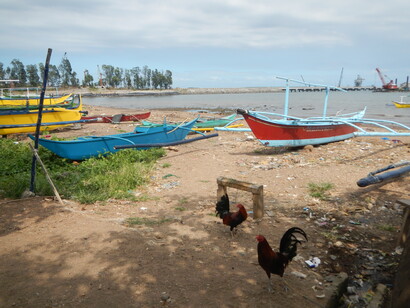 Autopista Provincial de Bataan, también conocida como Autopista Romana o Supercarretera Romana, que se interconecta con la carretera Olongapo-Gapan a 42 kilómetros de Manila. Antiguo puerto de Manila, Filipinas  