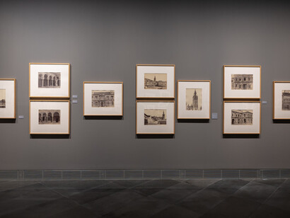 Charles Clifford y el registro monumental de España, vista de exhibición. Cortesía del Museo Universidad de Navarra
