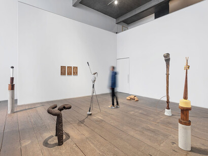 Various artists, Corpo de prova, exhibition view. Courtesy of Galeria Marilia Razuk