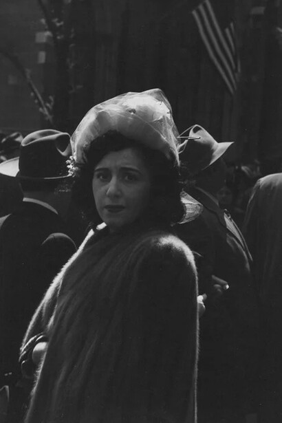David Vestal, Easter parade, New York (detail), 1949. Courtesy of Robert Mann Gallery
