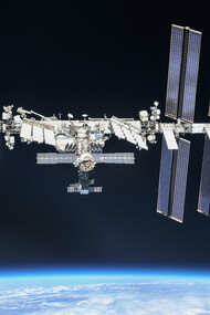 Les astronautes de la Station spatiale internationale doivent régulièrement éviter des collisions catastrophiques avec des débris spatiaux