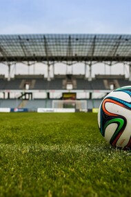 A vida em sociedade globalizada moderna, foi resumida a conclusões como numa partida de futebol