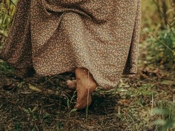 Quando não transpõe as finalidades, os objetivos, o indivíduo se anula, perde o que o constitui: o presente. Esvaziado, como um saco preenchido por ilusão, meta e desejos, ele busca atingir o que o realizará