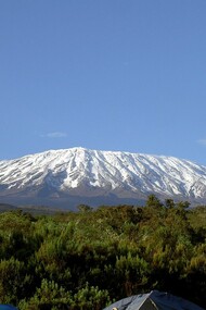 Monte Kilimangiaro, alto 5895 metri