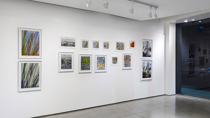 Various artists, Between what is seen and what is guessed, exhibition view. Courtesy of Otto Gallery
