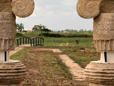 Colonne dell'antica Metapontion, presso il complesso archeologico Metaponto, Italia