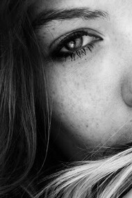 Experimenting and signifying can be either identical or infinitely different