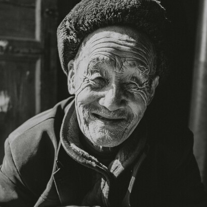 Nonostante le barriere linguistiche, la disponibilità e il sorriso dei cinesi rendono ogni scambio semplice e umano