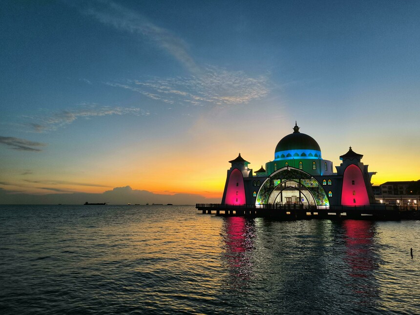 Wandering through Malaysia’s many worlds