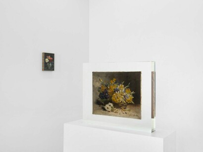 Various artists, Ce sont les fleurs qui ont changé, exhibition view. Courtesy of Galerie Lange + Pult