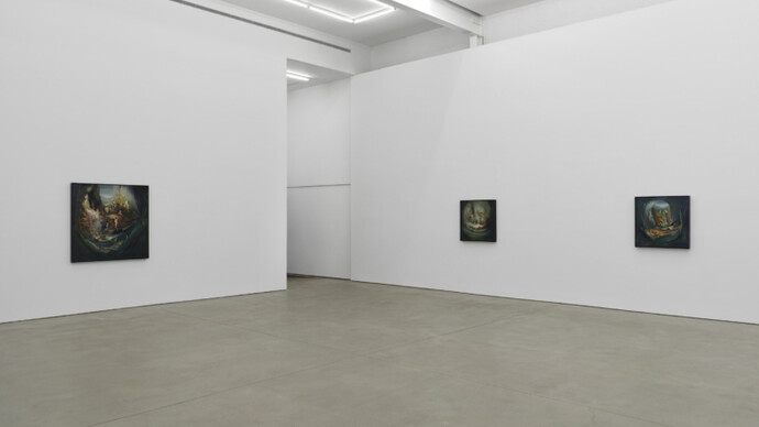 Kate Hargrave, Milk teeth, exhibiton view. Courtesy of Karma Gallery