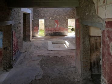 Praedia di Giulia Felice, regio II, insula 4