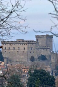 Soriano nel Cimino is strategically located on one side next to the forest of the Cimini mountains